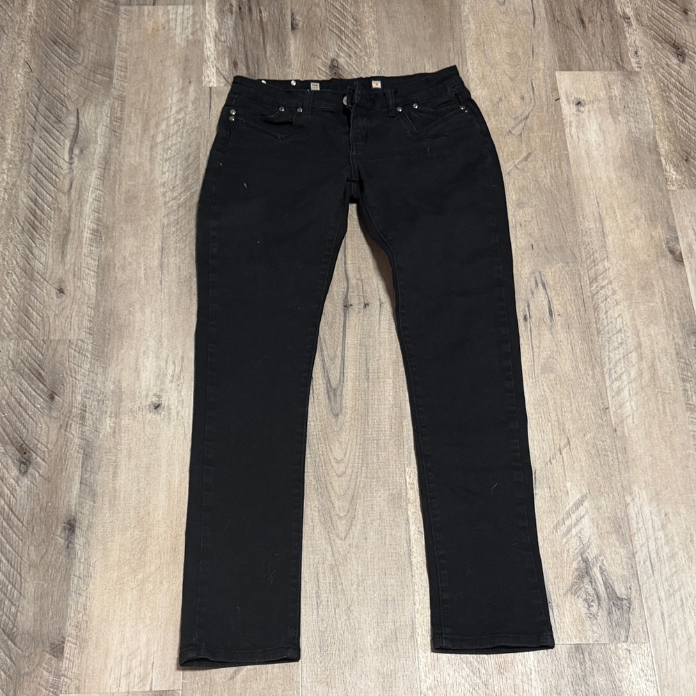 Rampage Women's Classic Black Skinny Jeans